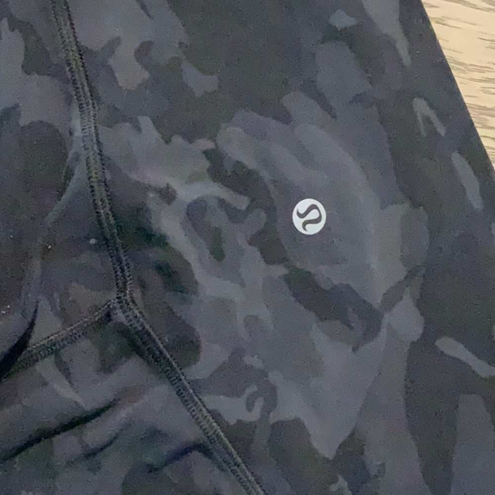Army Lululemon leggings